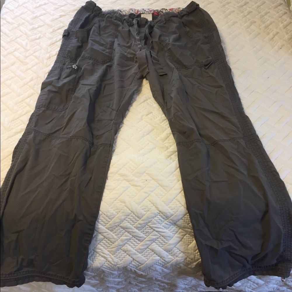 Charcoal Gray Koi Scrub Pants size Large